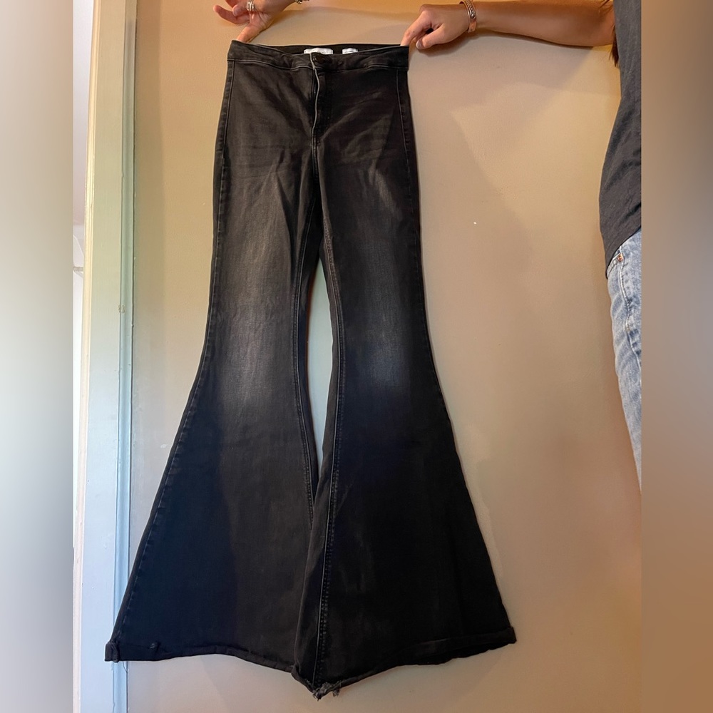 Woman’s Black KanCan